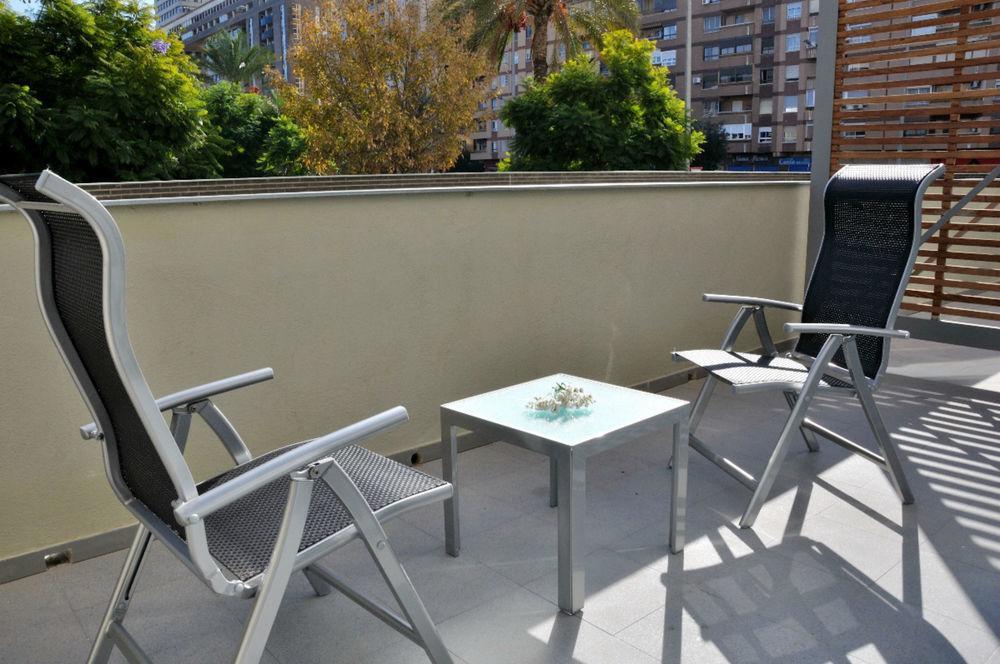 Residencia Universitaria Resa Damia Bonet Valencia Exterior foto