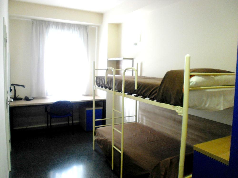 Residencia Universitaria Resa Damia Bonet Valencia Exterior foto
